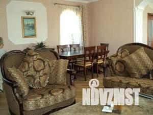 Коттедж 150м², 2-этажный, на длительный срок, 