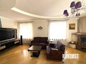 Дом 350м², 3-этажный, на длительный срок, 