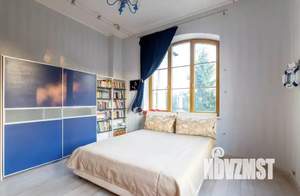 Дом 1054м&sup2;, 3-этажный, посуточно, 