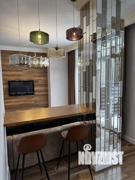 Таунхаус 400м², 3-этажный, на длительный срок, 