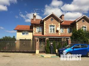 Дом 330м², 3-этажный, посуточно, 