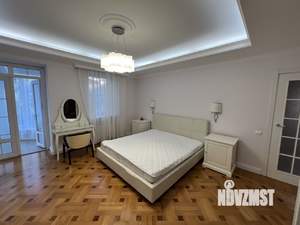 Дом 475м², 3-этажный, на длительный срок, 