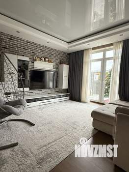 Таунхаус 150м², 2-этажный, на длительный срок, 