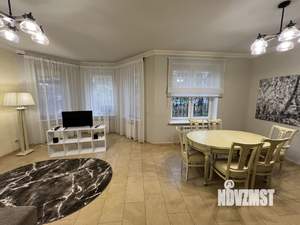Дом 220м², 2-этажный, на длительный срок, 