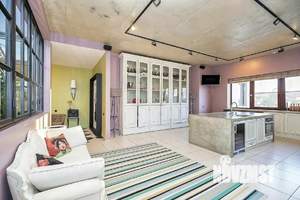 Коттедж 832м², 3-этажный, на длительный срок, 