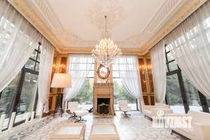 Дом 860м&sup2;, 3-этажный, на длительный срок, 