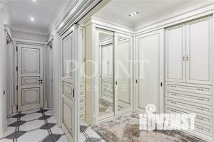 Таунхаус 430м², 3-этажный, на длительный срок, 