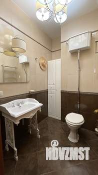 Таунхаус 300м², 3-этажный, на длительный срок, 