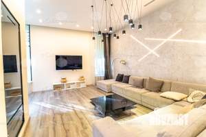 Таунхаус 385м&sup2;, 2-этажный, на длительный срок, 