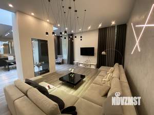 Коттедж 380м², 2-этажный, на длительный срок, 