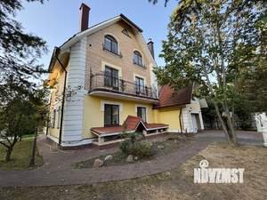 Коттедж 350м&sup2;, 3-этажный, на длительный срок, 