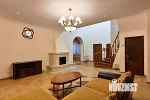 Коттедж 450м², 2-этажный, на длительный срок, 