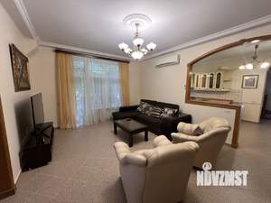 Дом 435м², 3-этажный, на длительный срок, 