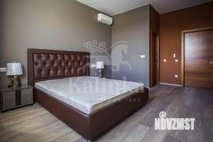 Таунхаус 600м², 2-этажный, на длительный срок, 