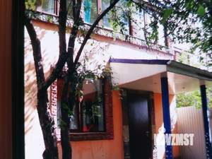 Дом 170м&sup2;, 3-этажный, посуточно, 