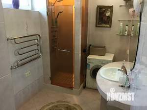 Дом 160м², 2-этажный, на длительный срок, 