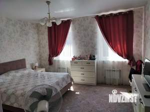 Таунхаус 150м², 3-этажный, на длительный срок, 