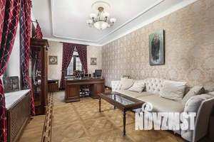 Дом 900м², 3-этажный, на длительный срок, 