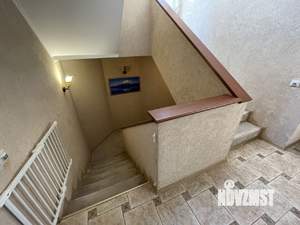 Коттедж 600м&sup2;, 3-этажный, на длительный срок, 