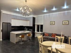 Таунхаус 200м², 3-этажный, на длительный срок, 