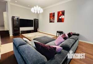 Дом 450м², 2-этажный, на длительный срок, 