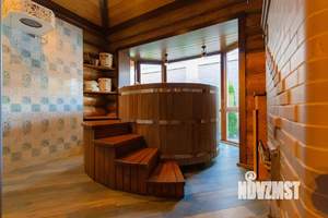 Дом 2000м&sup2;, 4-этажный, посуточно, 