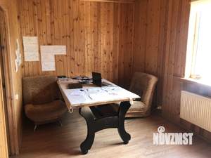 Дом 230м&sup2;, 2-этажный, на длительный срок, 