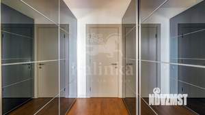 Таунхаус 400м&sup2;, 2-этажный, на длительный срок, 