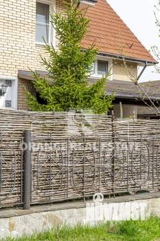 Таунхаус 350м², 3-этажный, на длительный срок, 