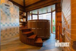 Дом 2000м&sup2;, 4-этажный, посуточно, 