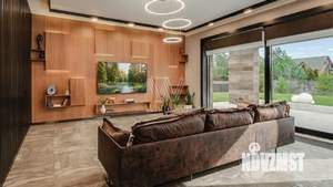 Коттедж 540м&sup2;, 2-этажный, на длительный срок, 