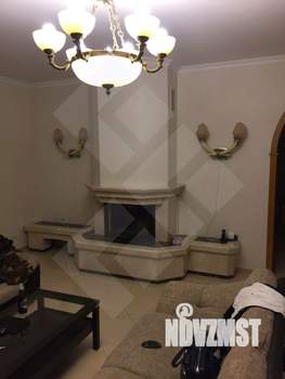 Коттедж 500м², 2-этажный, на длительный срок, 