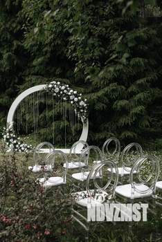 Дом 1200м², 3-этажный, посуточно, 