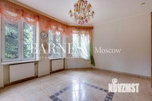 Дом 370м², 2-этажный, на длительный срок, 
