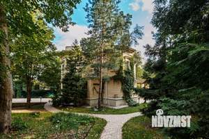 Коттедж 380м², 2-этажный, на длительный срок, 