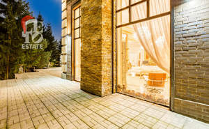 Дом 1000м&sup2;, 3-этажный, на длительный срок, 