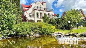 Дом 600м², 3-этажный, посуточно, 