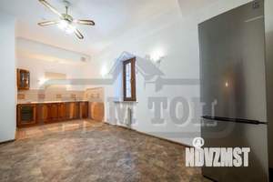 Дом 1200м², 3-этажный, посуточно, 
