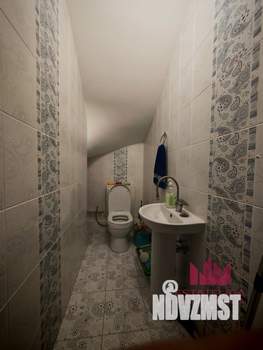 Таунхаус 150м², 3-этажный, на длительный срок, 