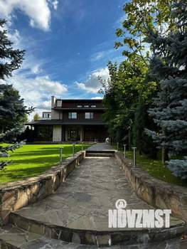 Дом 325м², 2-этажный, на длительный срок, 