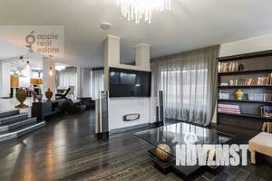 Дом 890м², 3-этажный, на длительный срок, 