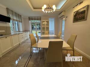 Коттедж 485м&sup2;, 3-этажный, на длительный срок, 