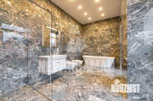 Коттедж 1100м&sup2;, 2-этажный, на длительный срок, 