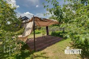 Коттедж 385м&sup2;, 2-этажный, на длительный срок, 