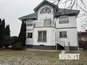 Дом 350м², 3-этажный, на длительный срок, 