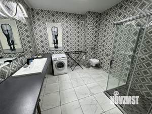 Коттедж 200м², 2-этажный, на длительный срок, 