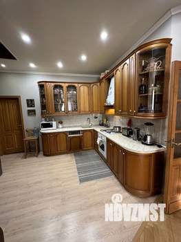 Таунхаус 320м², 2-этажный, на длительный срок, 