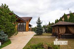 Дом 350м², 2-этажный, посуточно, 