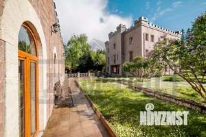 Дом 1200м&sup2;, 4-этажный, посуточно, 