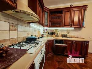 Таунхаус 150м², 3-этажный, на длительный срок, 